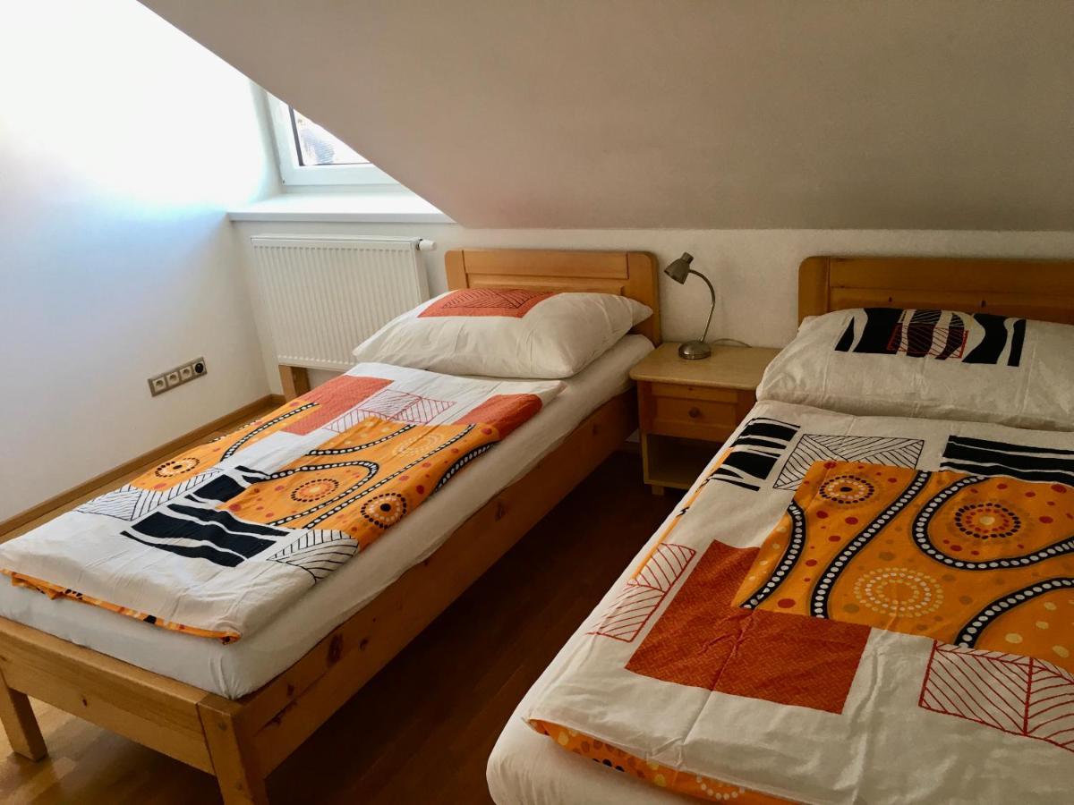 Sebastian Apartments Тршебонь Екстер'єр фото