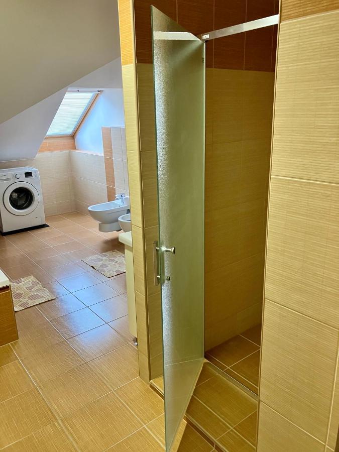 Sebastian Apartments Тршебонь Екстер'єр фото